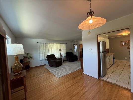 Interior, Kitchen, Living room, Pendant Lights, Wood Texture Flooring