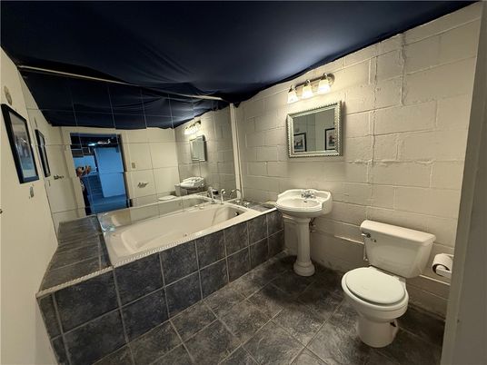 Bathroom, Interior