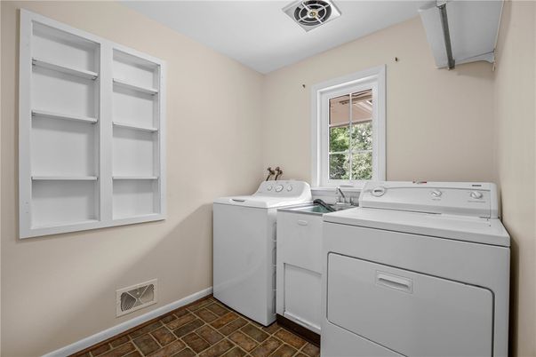 Interior, Washer
