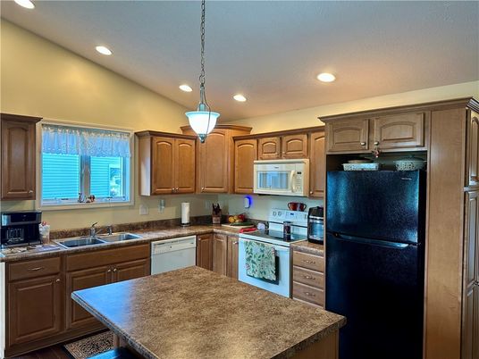 Interior, Kitchen, Pendant Lights, Recessed Lighting