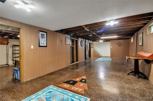 Interior, Wooden Walls