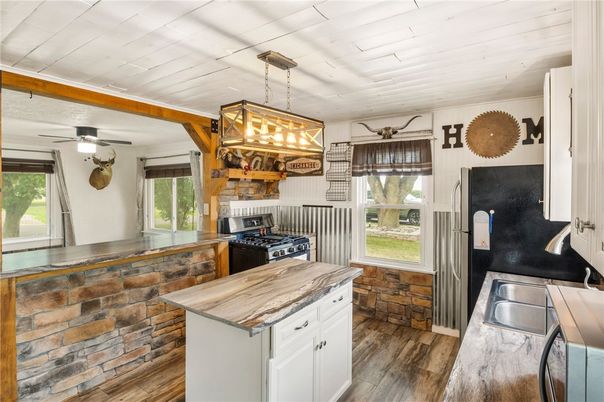 Interior, Kitchen, Pendant Lights, Wood Texture Flooring