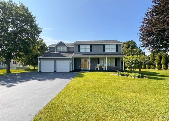Attached, Backyard, Exterior, Facade, Split Level