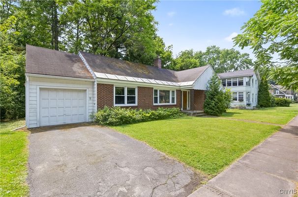 Attached, Exterior, Facade, Brick Facade, Cape Cod