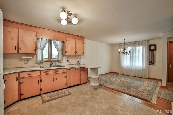 Chandelier, Interior, Kitchen