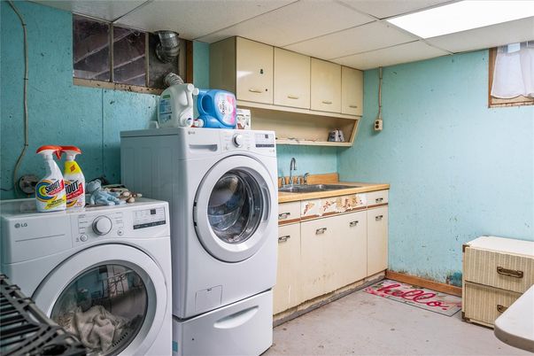 Interior, Washer