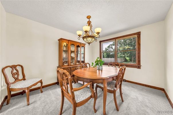Chandelier, Dining room, Interior