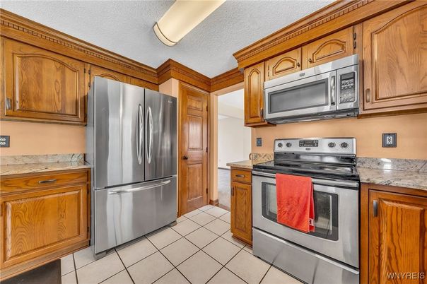 Interior, Kitchen, Stainless Steel Appliances