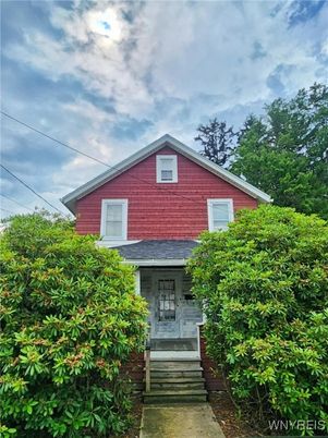 Exterior, Facade, None