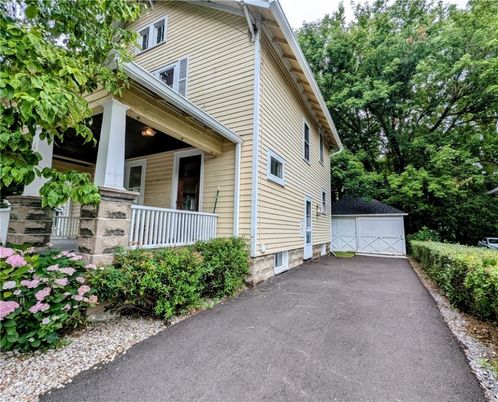 Detached Garage, Exterior