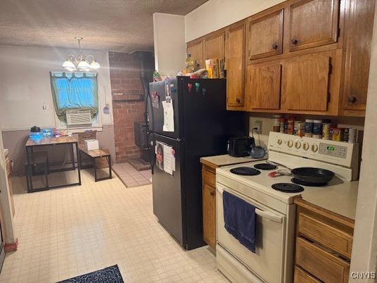 Chandelier, Interior, Kitchen
