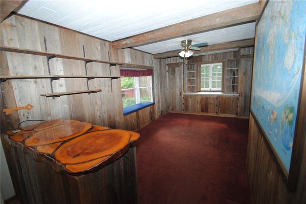 Hot Tub, Interior, Wooden Walls