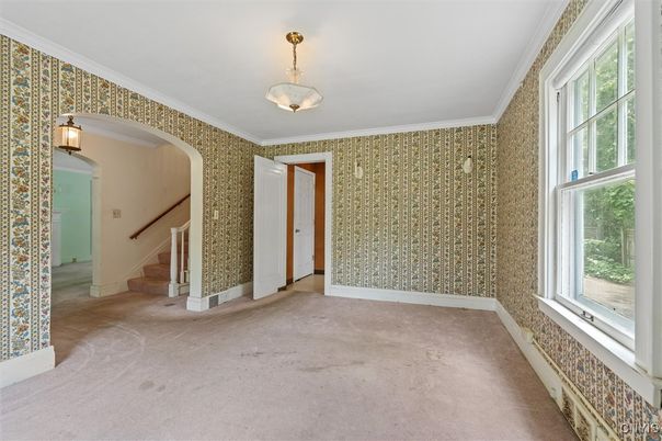 Empty room, Interior, Pendant Lights