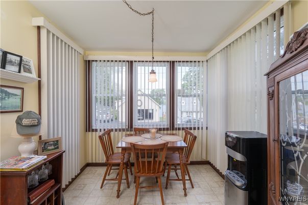 Dining room, Interior, Pendant Lights