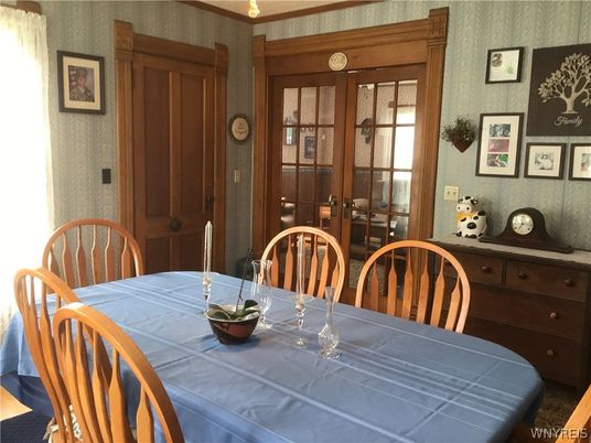 Dining room, Interior