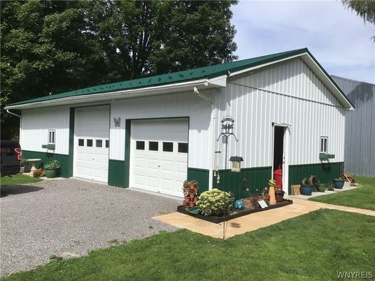 Detached Garage, Exterior