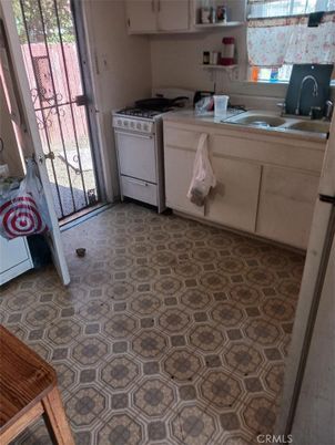 Interior, Kitchen, Washer
