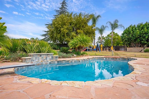 Exterior, Playground, Pool