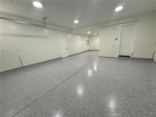 Garage, Interior, Recessed Lighting