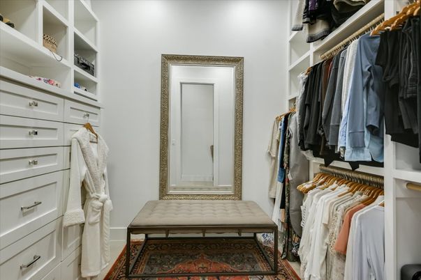 Interior, Walk-in Closets