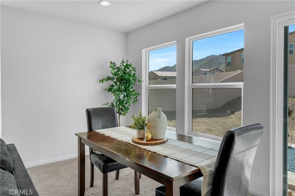 Dining room, Interior, Recessed Lighting