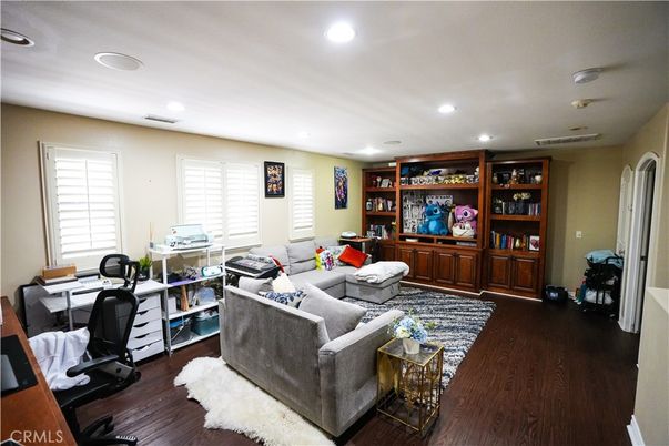 Home Office, Interior, Living room, Recessed Lighting, Wood Texture Flooring