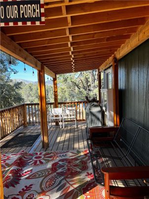 Exterior, Wooden Beams