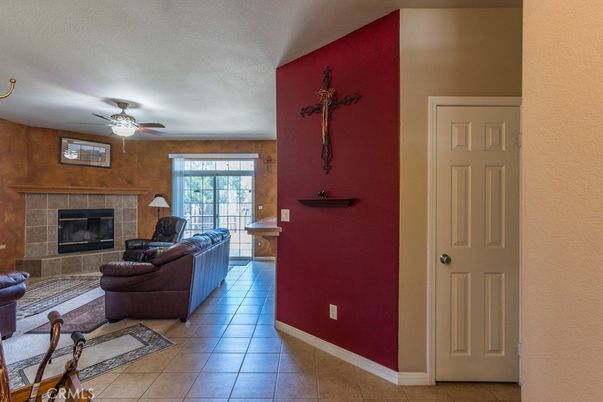 Fireplace, Interior, Living room