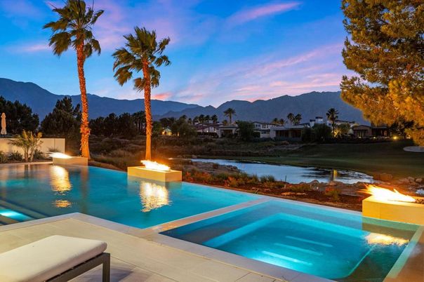Exterior, Pool, Water