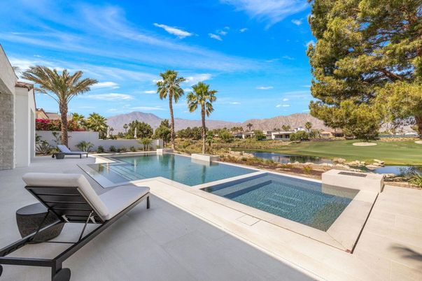 Exterior, Pool, Water