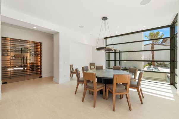 Dining room, Interior, Pendant Lights, Recessed Lighting, Wine Storage