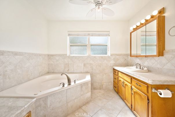 Bathroom, Dual Sink Vanities, Interior, Tile Countertops