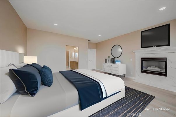 Bedroom, Fireplace, Interior, Recessed Lighting, Wood Texture Flooring