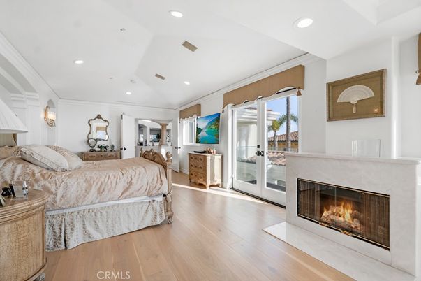 Bedroom, Fireplace, Interior, Recessed Lighting, Wood Texture Flooring