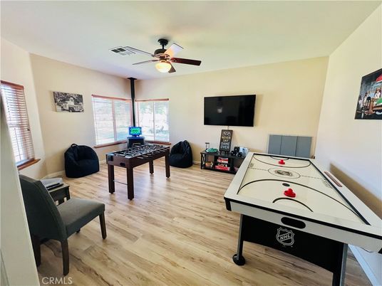 Game Room, Interior, Wood Texture Flooring