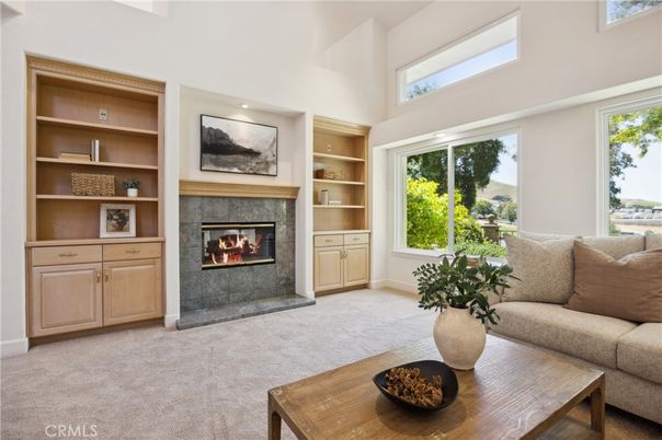 Fireplace, Interior, Living room