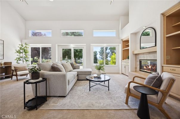 Fireplace, Interior, Living room