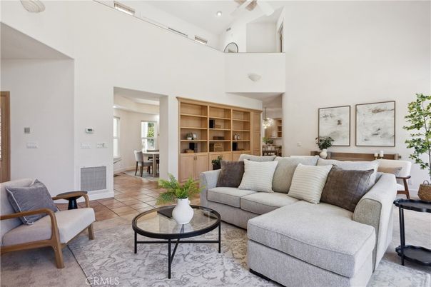 Dining room, Interior, Living room, Recessed Lighting