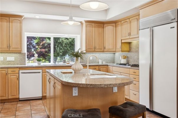 Interior, Kitchen, Pendant Lights, Recessed Lighting