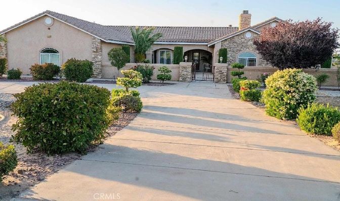 Backyard, Exterior, Facade, Spanish Mediterranean