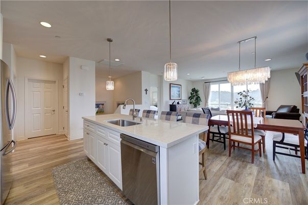 Chandelier, Dining room, Interior, Kitchen, Pendant Lights, Recessed Lighting, Wood Texture Flooring
