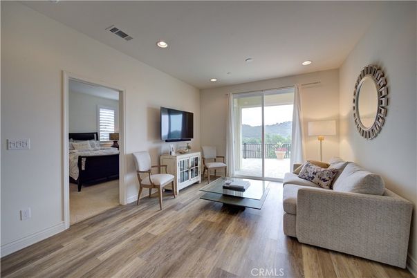 Bedroom, Interior, Living room, Recessed Lighting, Wood Texture Flooring