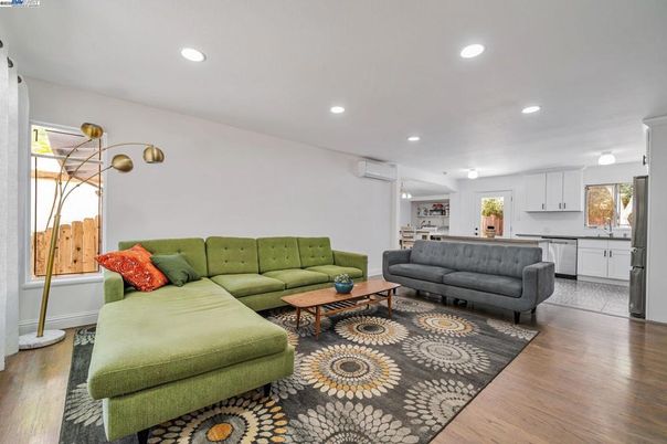 Interior, Kitchen, Living room, Recessed Lighting, Wood Texture Flooring
