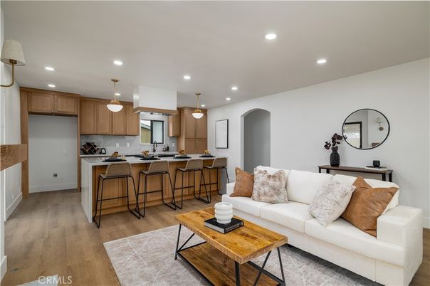 Interior, Kitchen, Living room, Pendant Lights, Recessed Lighting, Wood Texture Flooring