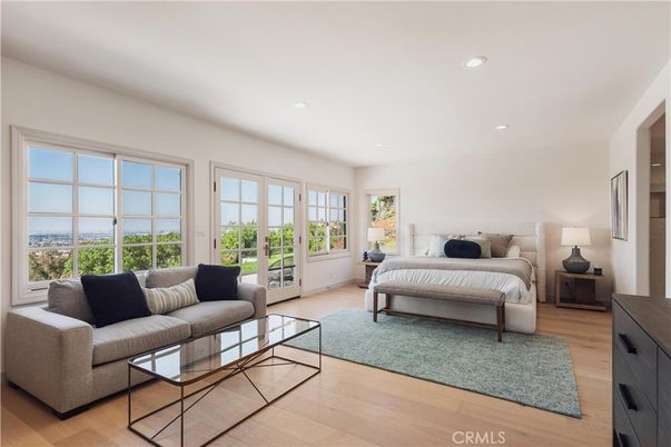 Bedroom, Interior, Living room, Recessed Lighting, Wood Texture Flooring
