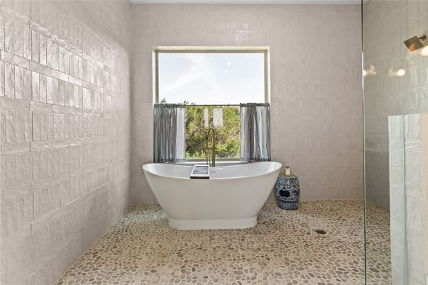 Bathroom, Free Standing Baths, Glass Shower, Interior