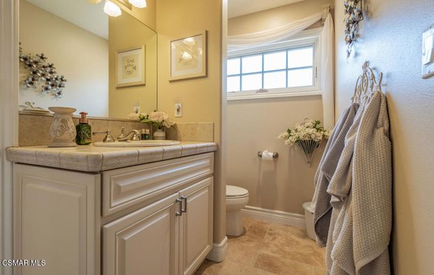 Bathroom, Interior, Tile Countertops