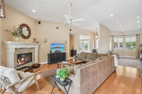 Fireplace, Interior, Living room, Pendant Lights, Recessed Lighting, Wood Texture Flooring