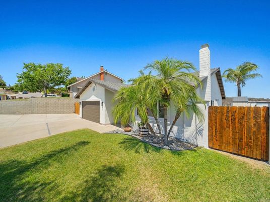 Backyard, Detached Garage, Exterior