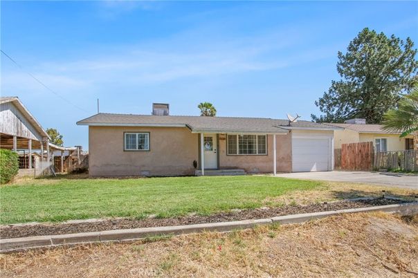 Attached, Backyard, Exterior, Facade, Ranch